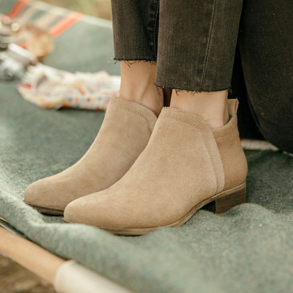 Toms Deia Desert Taupe Ankle Boots - Picture 2 of 5